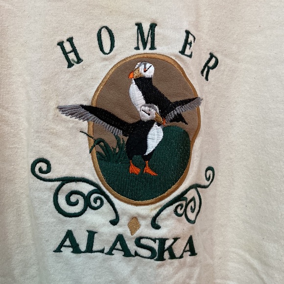 Top Threads Sz L 100% Cotton Pullover embroidered Puffin Design, Homer, AK - Picture 2 of 6